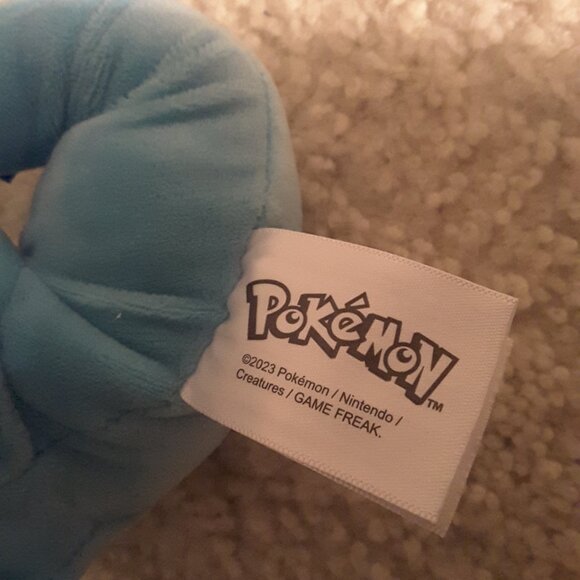 Vaporeon Official Pokemon Plush NwoT Brand new! 11" - Picture 6 of 6